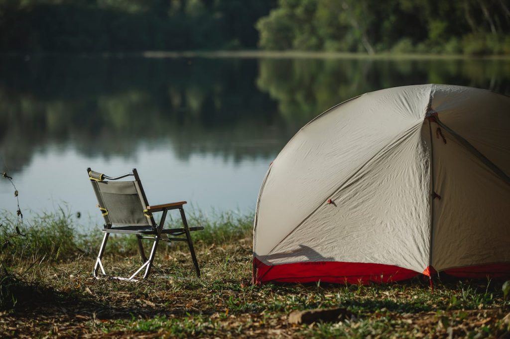 Packing Light, Sitting Right: Choosing a Portable Camp Chair that Suites You